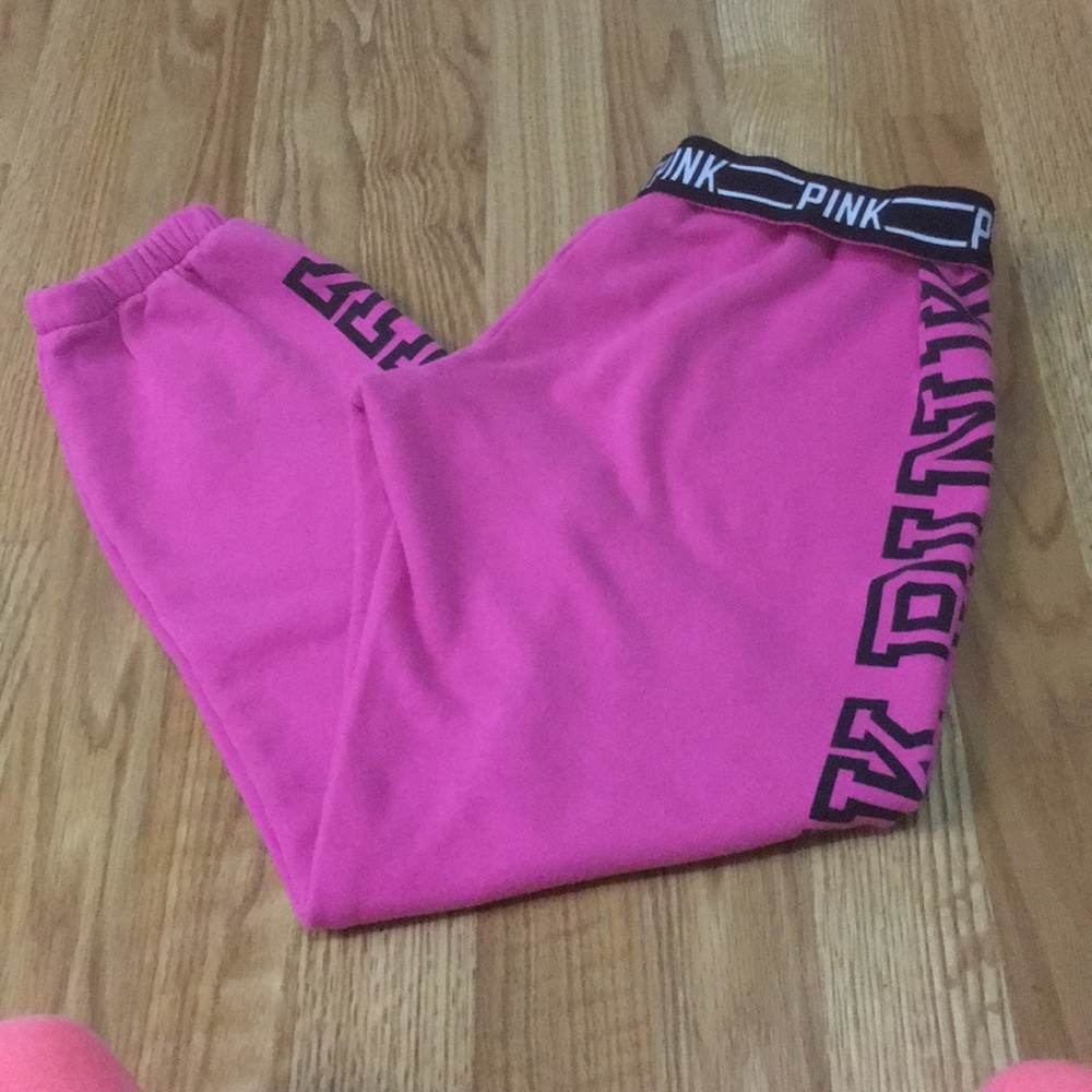 Pink sweats!!  Good used condition!! Size small